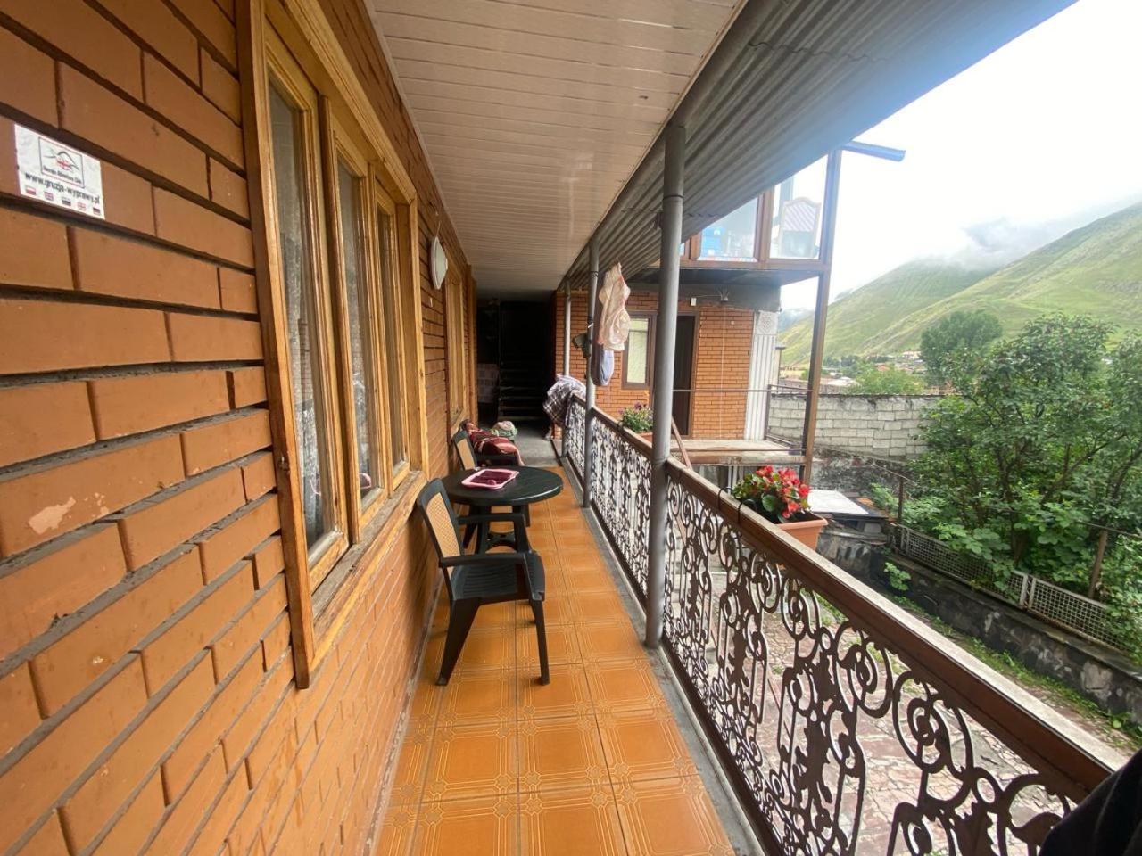 Archil And Nino Gigauri Guest House Stepancminda Zewnętrze zdjęcie